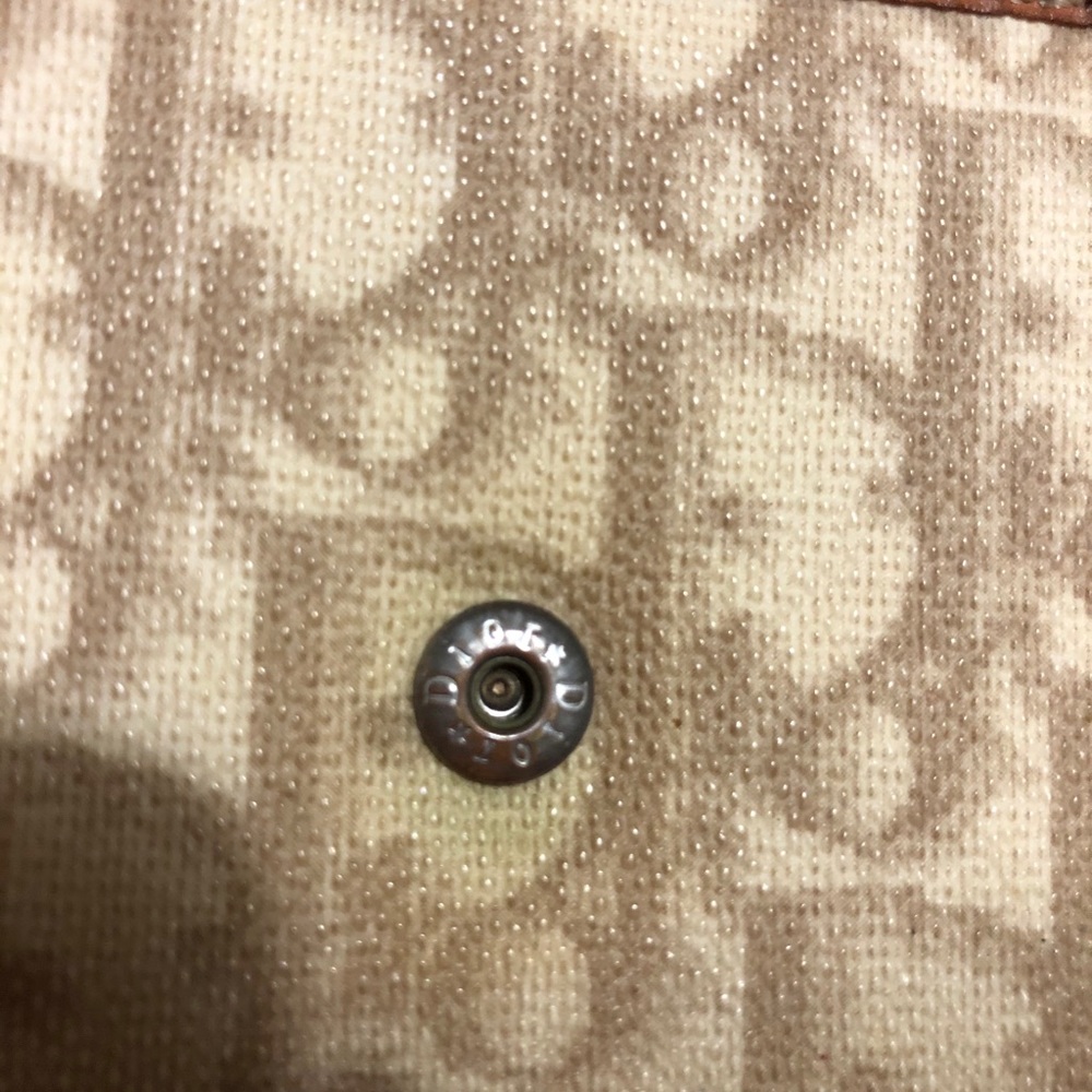 Authentic Monogram Dior Wallet - Picture 8 of 10